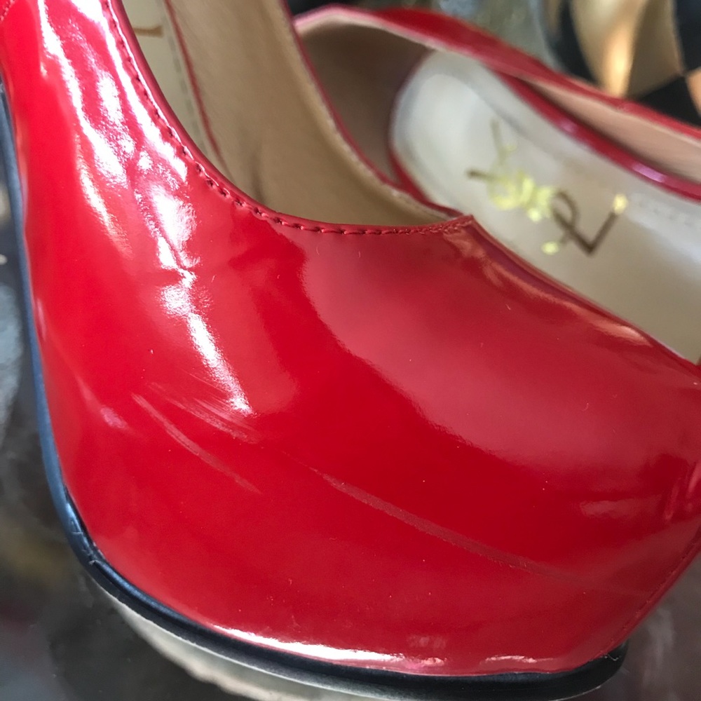 🍒YSL Yves Saint Laurent Red Platform Heels - Picture 5 of 7